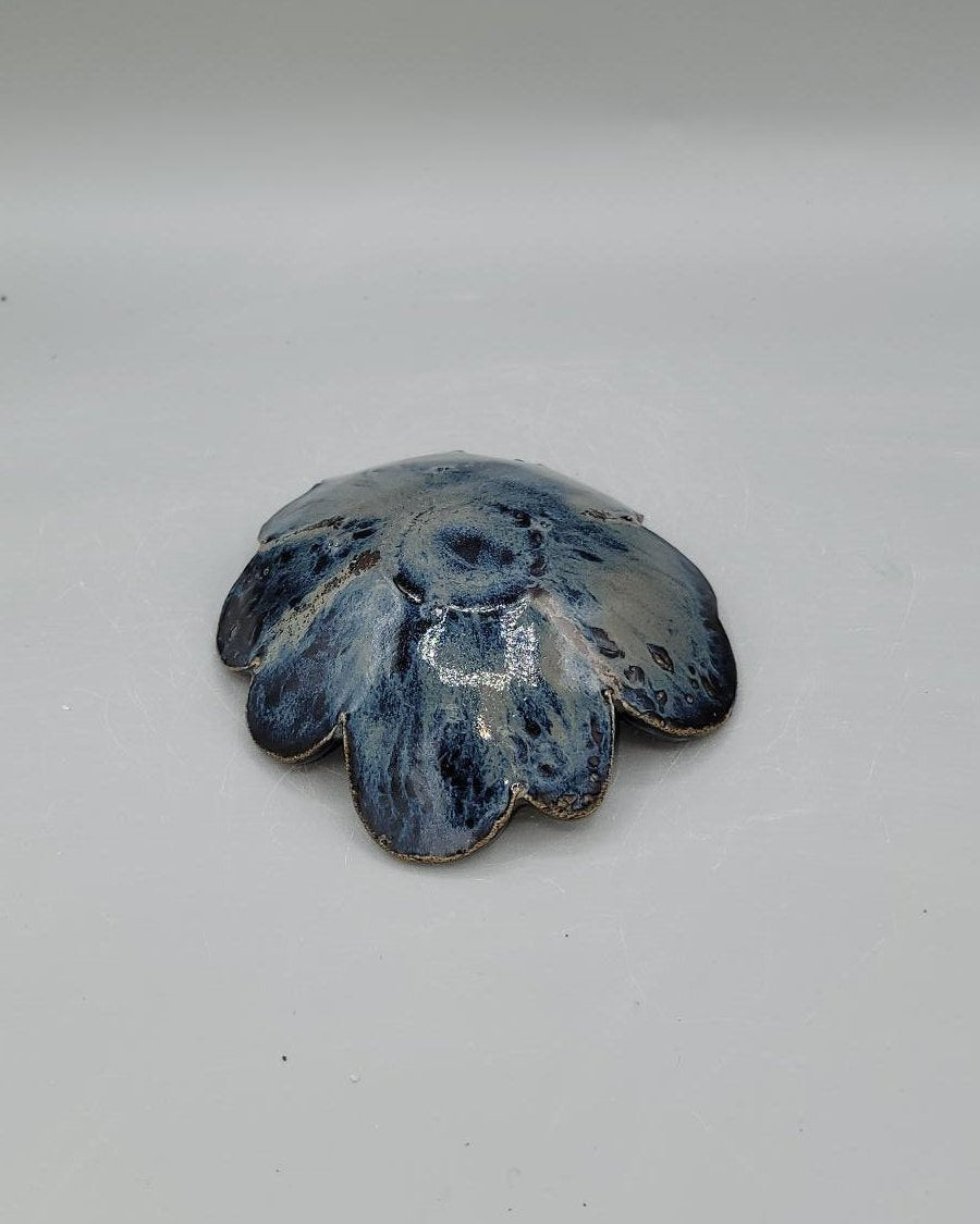 5 inch Flowered Shaped Circle Trinket Bowl in Midnight Skies